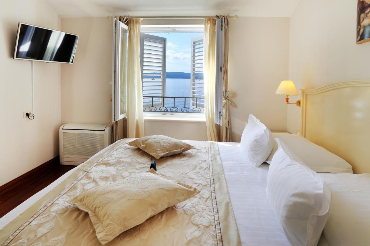 Hotel Sunceva Postelja Brela Luaran gambar