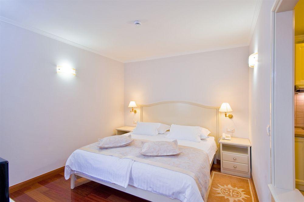 Hotel Sunceva Postelja Brela Luaran gambar