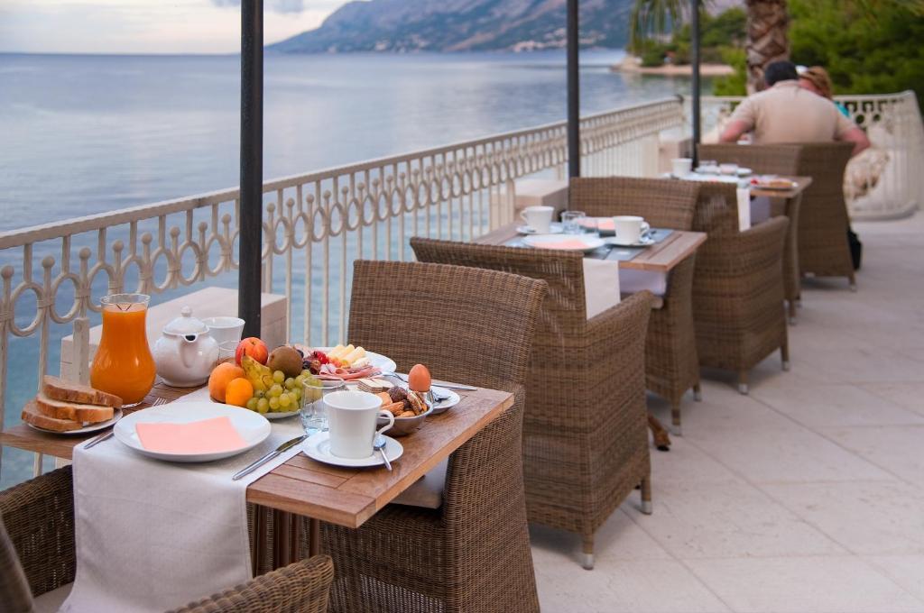 Hotel Sunceva Postelja Brela Luaran gambar