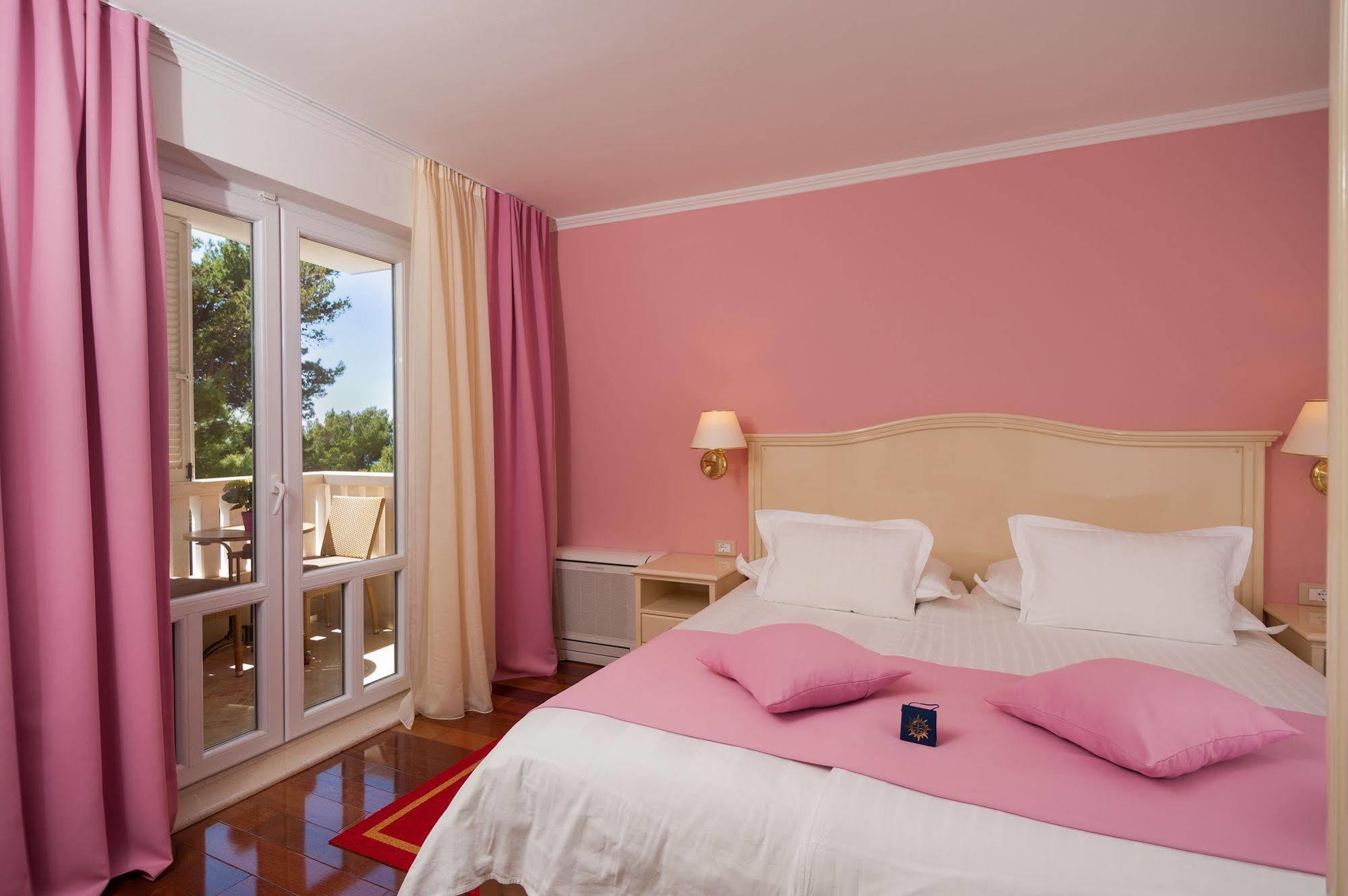Hotel Sunceva Postelja Brela Luaran gambar